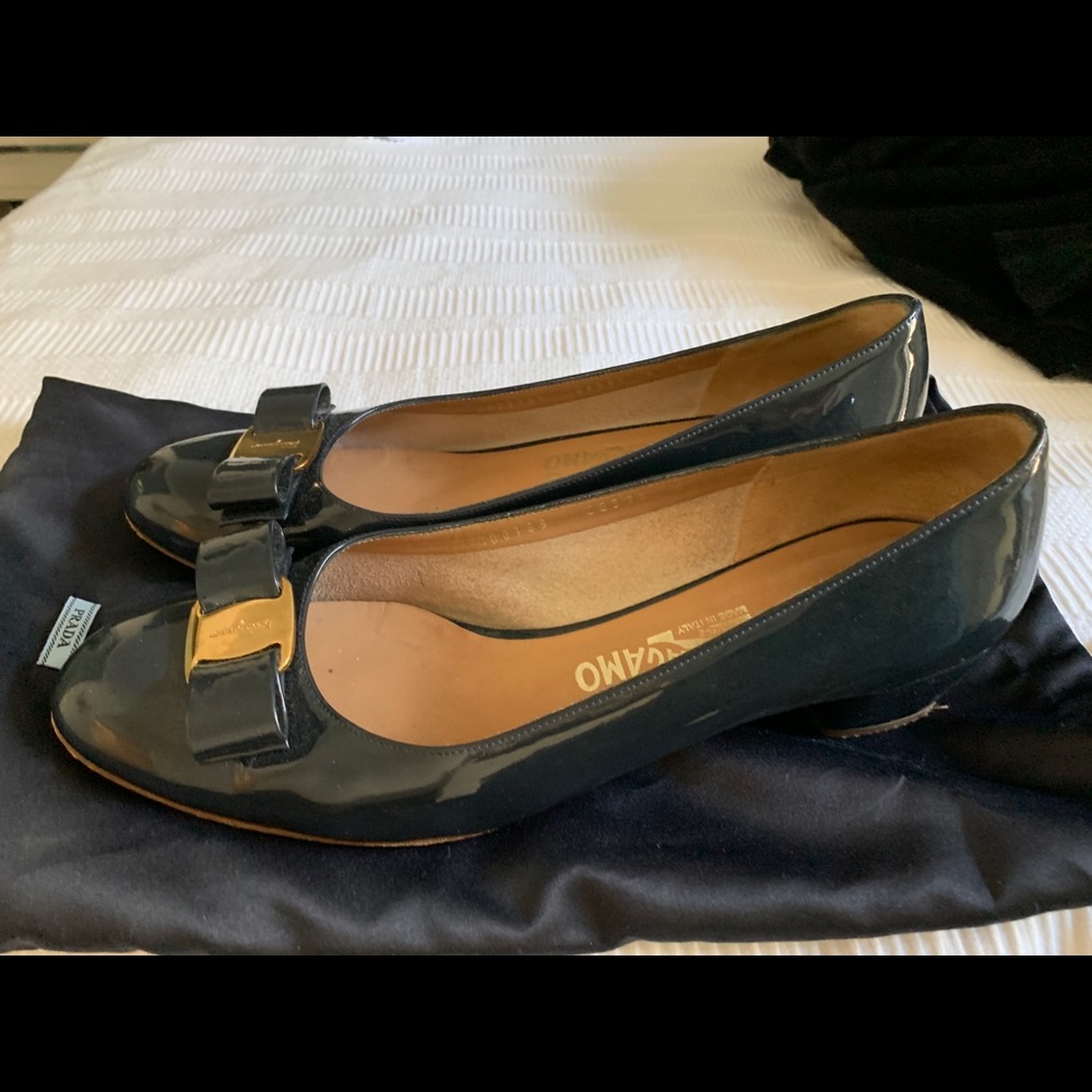 Navy blue patent Ferragamo, width B
